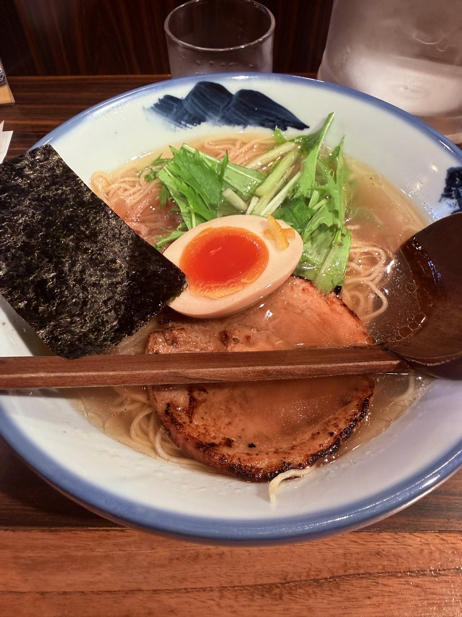 1090_Liz's tweet photo. 夜ラー https://t.co/OyLEempW3d