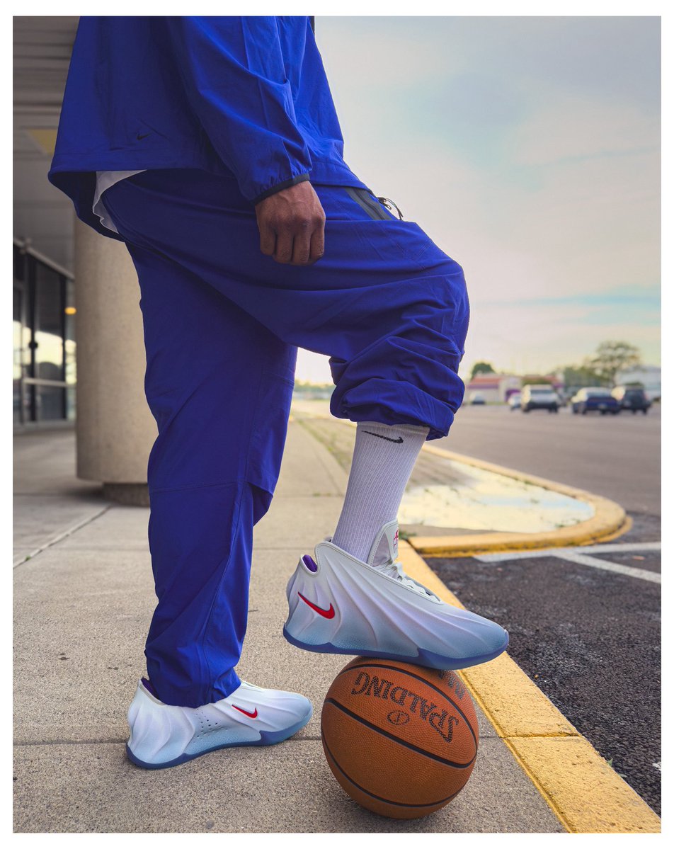 Franky_Babylon's tweet photo. Purple Reign 
Nike GT Future Swooshman
#SNKRSKickCheck #KOTD #UnDs https://t.co/H6TnfLWXG7