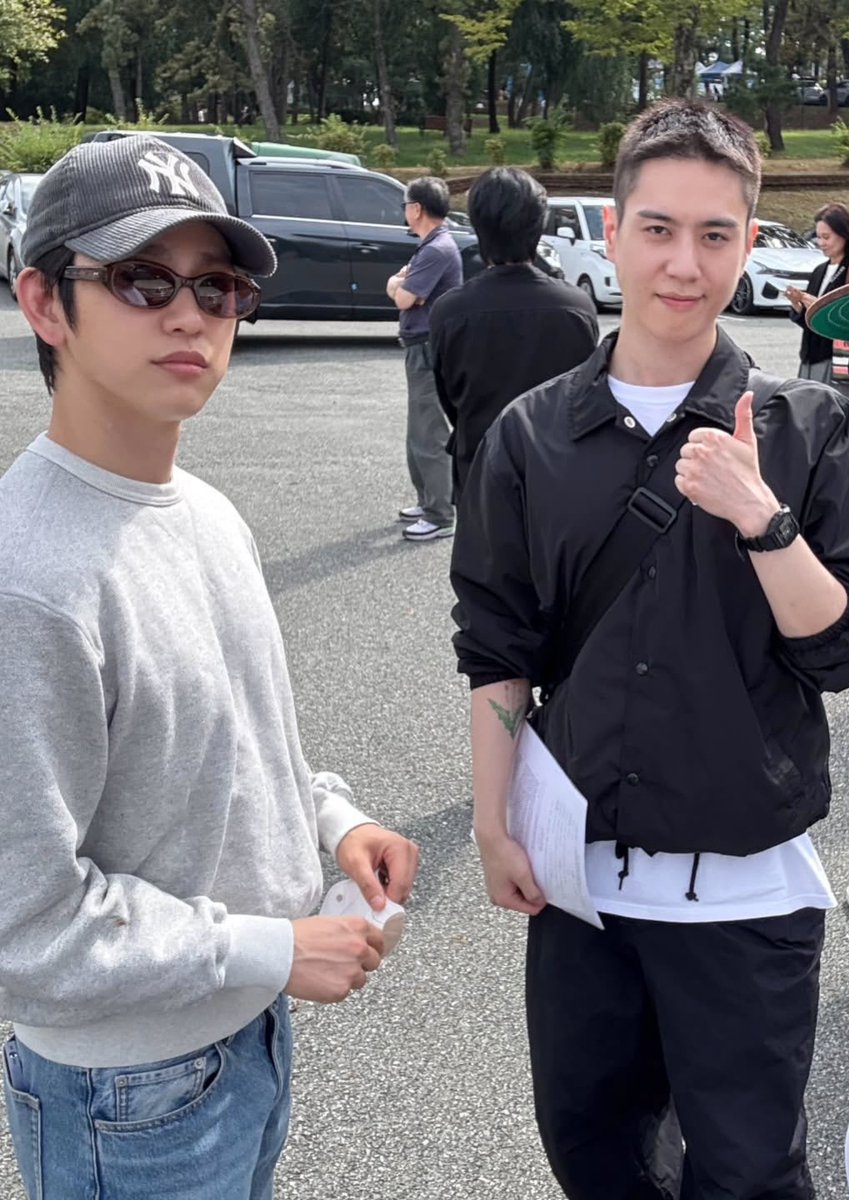 aghababe's tweet photo. one year since we got jinyoung looking distraught over yugyeom enlisting 💔 #jingyeom https://t.co/3S5AeDtGk2