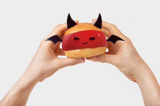 sylusgirl's tweet photo. would you take a bite? https://t.co/frEH2DlYVP