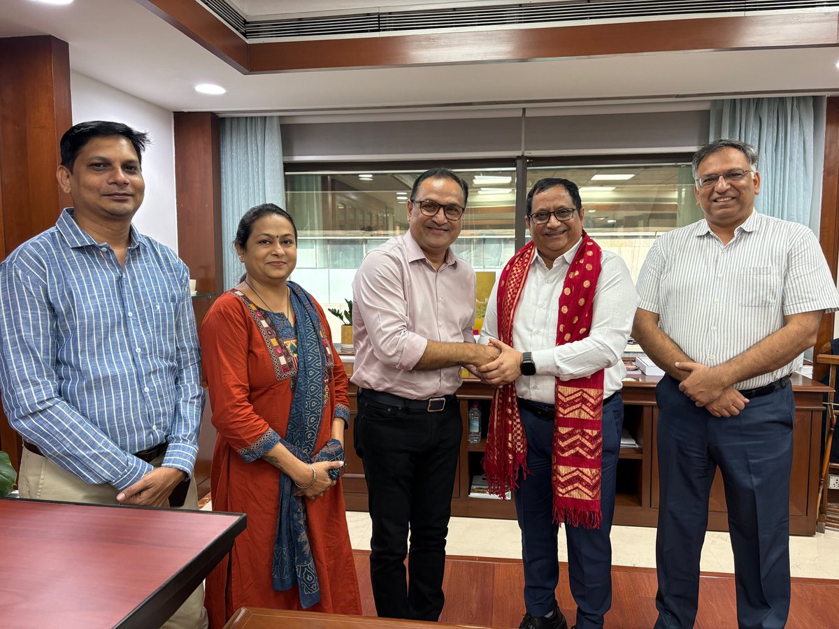 KiritkrJPatel's tweet photo. Had a truly enriching meeting today with Shri Sachin Shah, President of Shree Delhi Gujarati Samaj, along with other members Shri Shibaji and Ms. Dipti Ji at IFFCO Sadan, New Delhi. They shared the Samaj’s rich history, its vision, and the quiet, consistent work it has been doing for well over a century in education, cultural preservation, guest facilities for travellers, and community welfare. Organisations like this remind us that real service is built over generations, not headlines. Deep gratitude to the entire team for the work they continue to do for society.