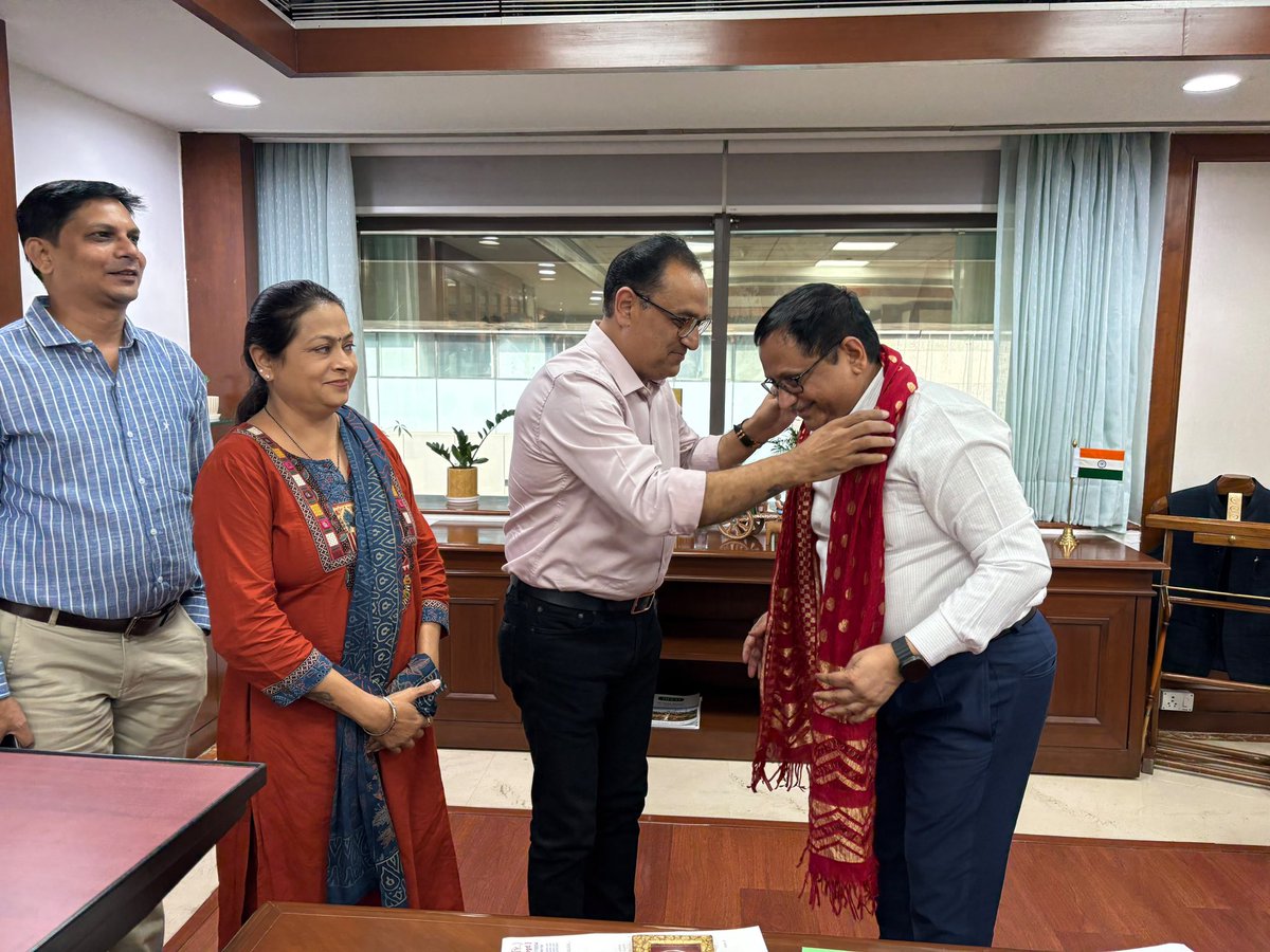 KiritkrJPatel's tweet photo. Had a truly enriching meeting today with Shri Sachin Shah, President of Shree Delhi Gujarati Samaj, along with other members Shri Shibaji and Ms. Dipti Ji at IFFCO Sadan, New Delhi. They shared the Samaj’s rich history, its vision, and the quiet, consistent work it has been doing for well over a century in education, cultural preservation, guest facilities for travellers, and community welfare. Organisations like this remind us that real service is built over generations, not headlines. Deep gratitude to the entire team for the work they continue to do for society.