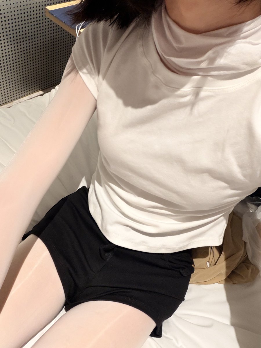 onionion12k's tweet photo. 白丝怎么发才能有流量 #丝袜 https://t.co/OUqIULGbBJ