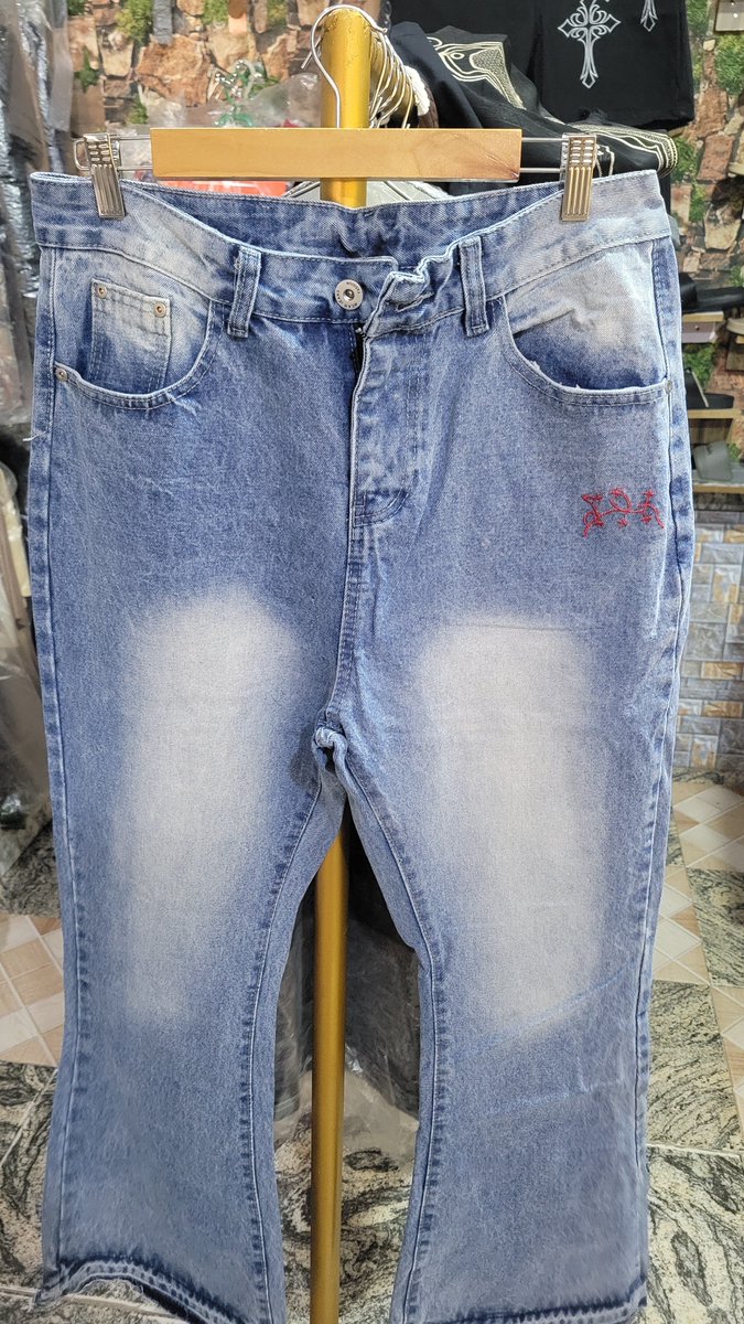 sinzu911's tweet photo. STONE WASH QUALITY TOP/BAGGY JEANS AVAILABLE AS SEEN 
.DELIVERY NATIONWIDE 
.REACH OUT TO US VIA WHATSAPP 08162108607 https://t.co/U08I2lEhwi