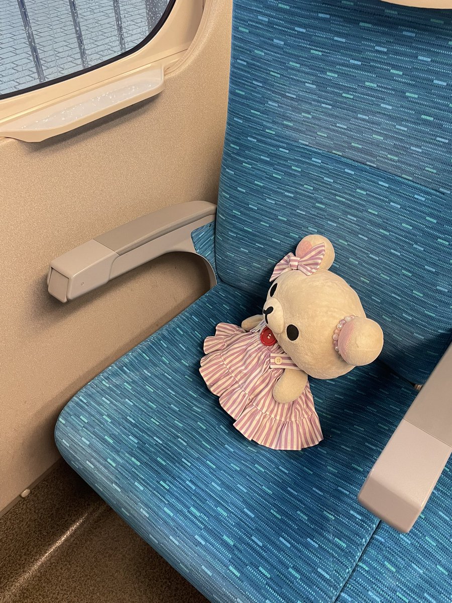 moonrius_'s tweet photo. しんかんせんにのって
おでかけ🎵 https://t.co/spY8epfmXV