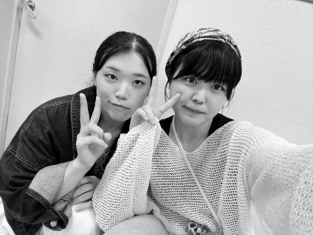 Rana_suzu38's tweet photo. #約束の凪 小屋入りでした！！！
4月に共演した白石さんと📸
今回は姉妹やでぇ

B班本番まであと3️⃣日‼️
ご予約お待ちしております！！！！！
https://t.co/zjepuGR3gN https://t.co/kdKmczz9kT