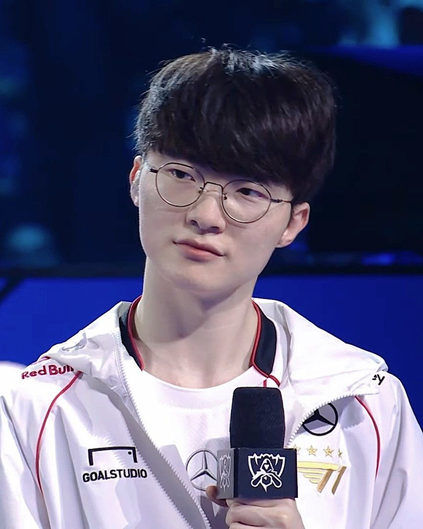t1katta's tweet photo. missing worlds24 faker hours https://t.co/blGSaqYWKF