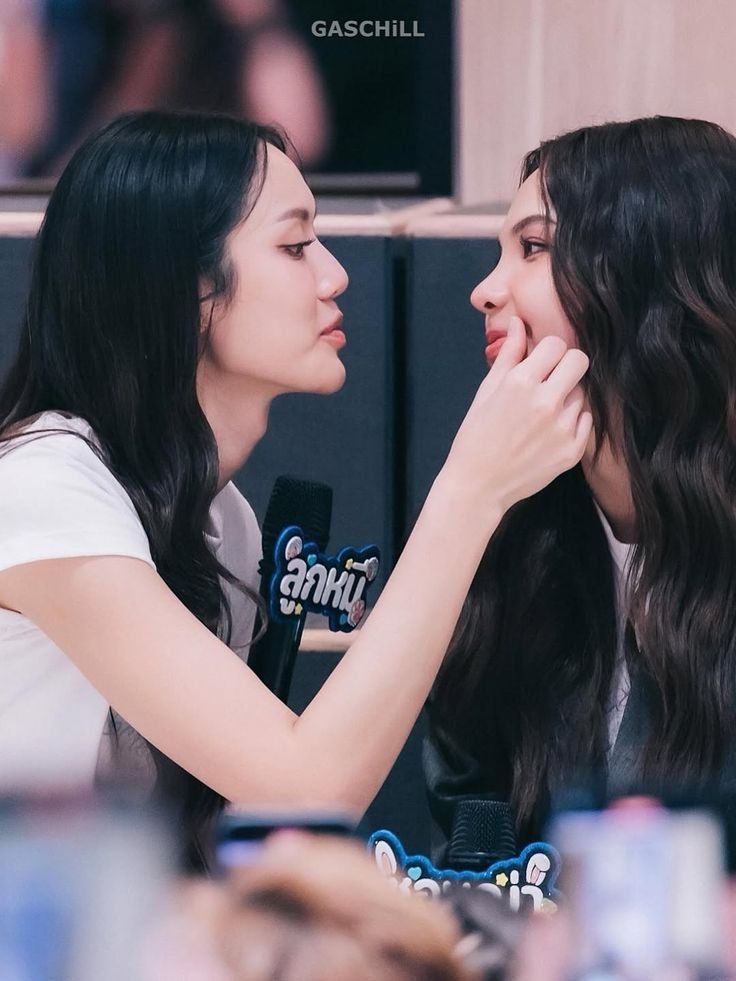 wichitaXI's tweet photo. LMSY 🐨 🐰 💕 ✨ 

“Let us walk together beneath invisible magic,
for in another life destiny will cross our paths again,
like stars searching for each other in the same sky.”

Always Bestie ❤️ 

LMSY YOU ARE LOVED
#ลูกหมีซอนญ่า #LMSY https://t.co/93Jr59BMLg