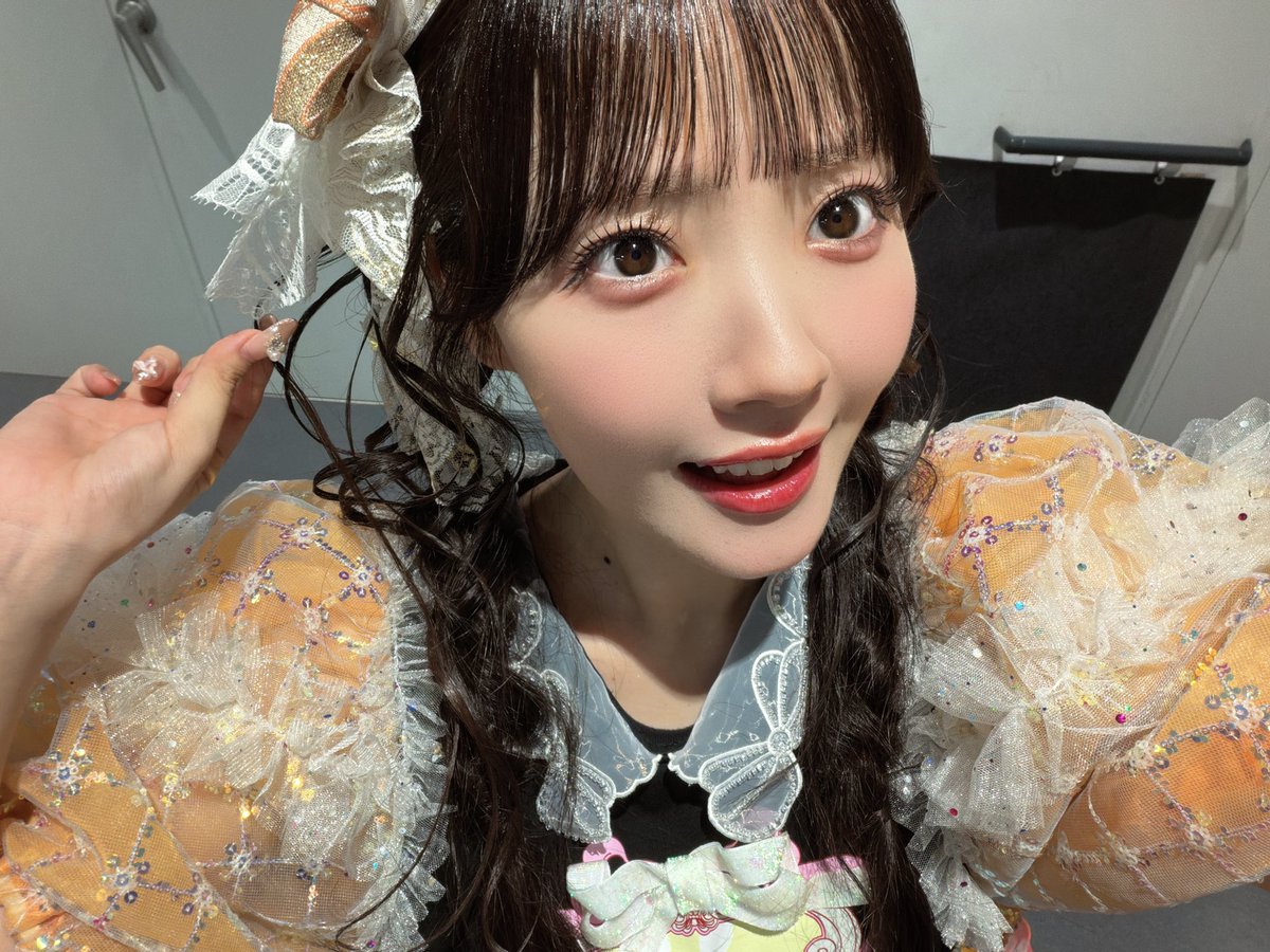 emiru_cs0422's tweet photo. CUTIE LAND in 有明アリーナ
ご来場ありがとうございました🏰♡

今日はとってもかわいい髪型でしたっ

平日にきゅーすとに時間をくれて
本当にありがとう🔅🧡
明日からも頑張れますように！！

またCUTIE LANDで会おうね
8人で待ってます˖ ࣪⊹

#きゅーすと #CUTIELAND https://t.co/XQ5NJAb8Co