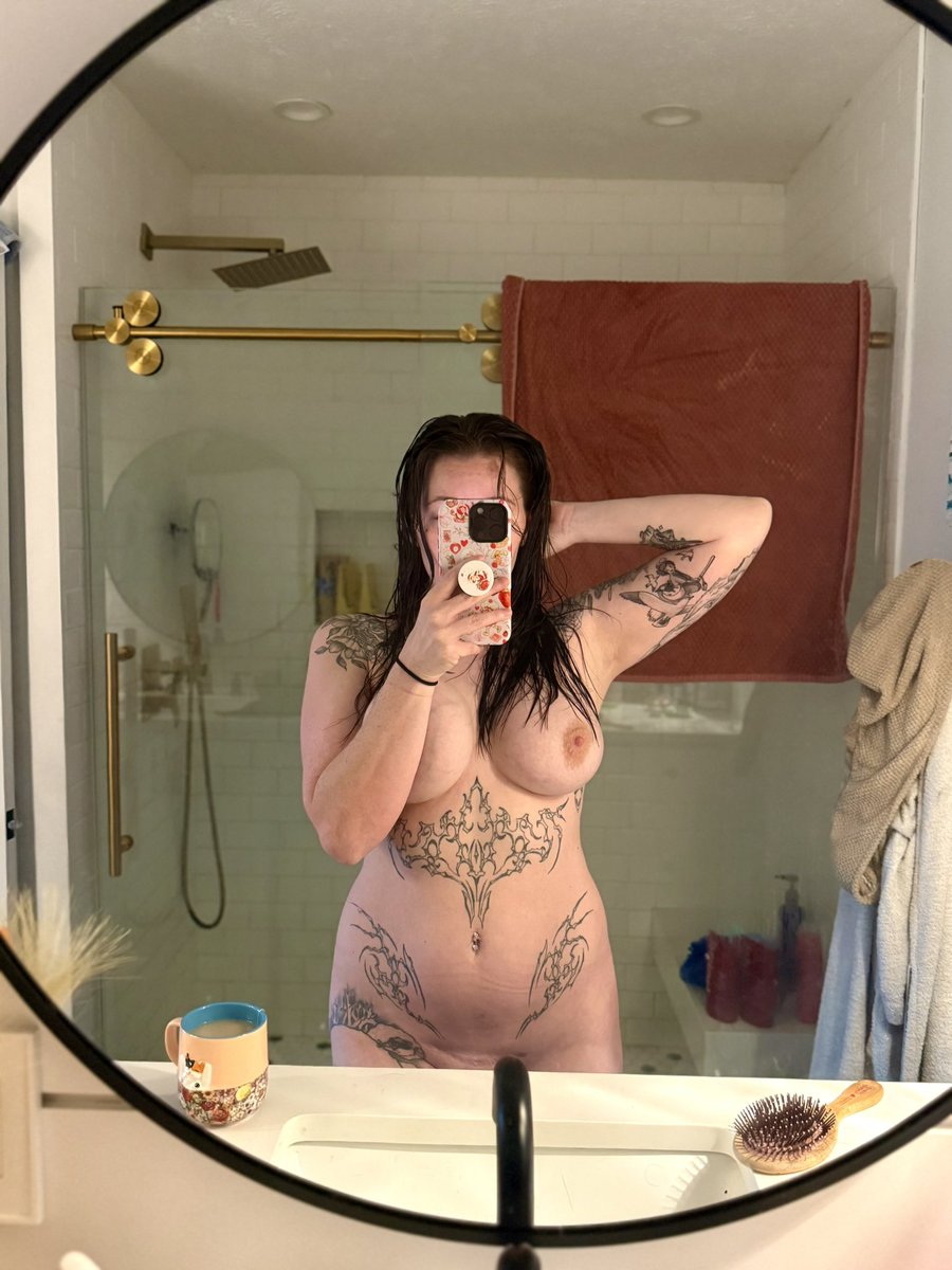 thebunni_'s tweet photo. Still have a LONG way to go but im WERKIN https://t.co/B9kmbwL447