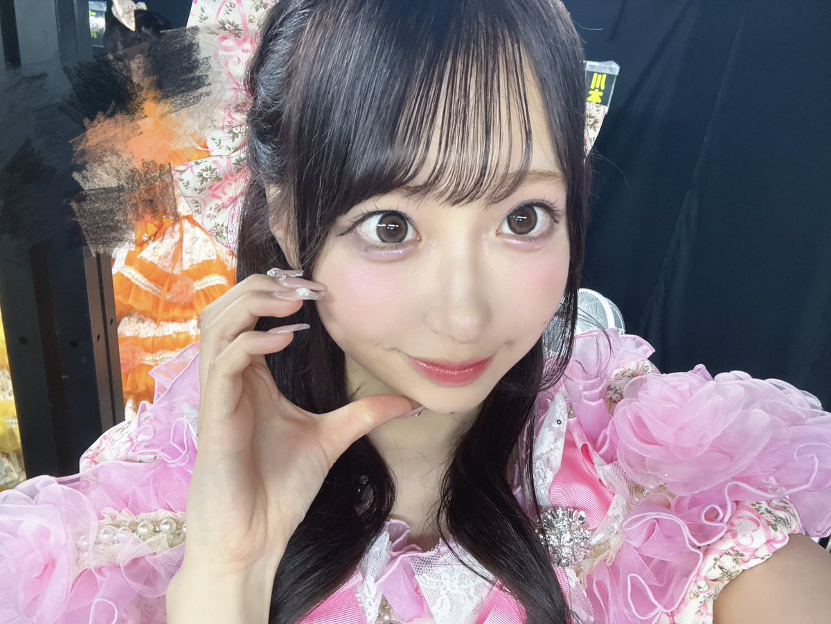 haruka_cs0129's tweet photo. 有明アリーナ1日目！
ありがとうございました！！

平日に来てくれてありがとう〜！！
みんなと会えて幸せなきもちです！

CUTIE LANDたのしかったかなー？
明日も有明アリーナです！
よろしくお願いします！！！

そしてエクステとりました！
1年半ぶりぐらい！やったー！

えみうつりこんだ☀️ https://t.co/xX8uq2ESZn