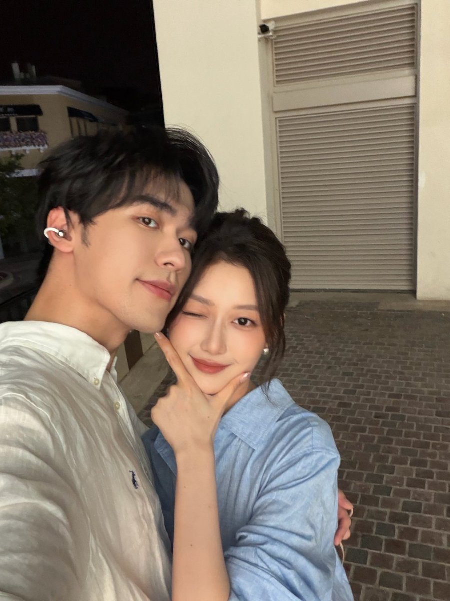 sanczai's tweet photo. Xingxing xhs update!

There's a few different pics from the on posted on weibo.

#HeartSignalS9 https://t.co/U7dp89hCni
