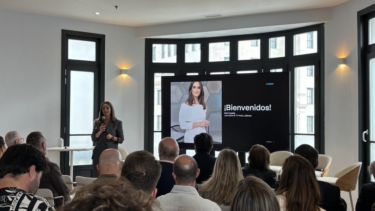 elpublicistacom's tweet photo. Hoy @RTL_com ha presentado su aterrizaje en España con una nueva oficina de la mano de @atresmediacom 

Hemos conocido de primera mano los beneficios para anunciantes y agencias locales y el equipo que gestionará la llegada al ecosistema nacional

👉🏽 https://t.co/vTNyLWQWyt https://t.co/HQ6wocjFew