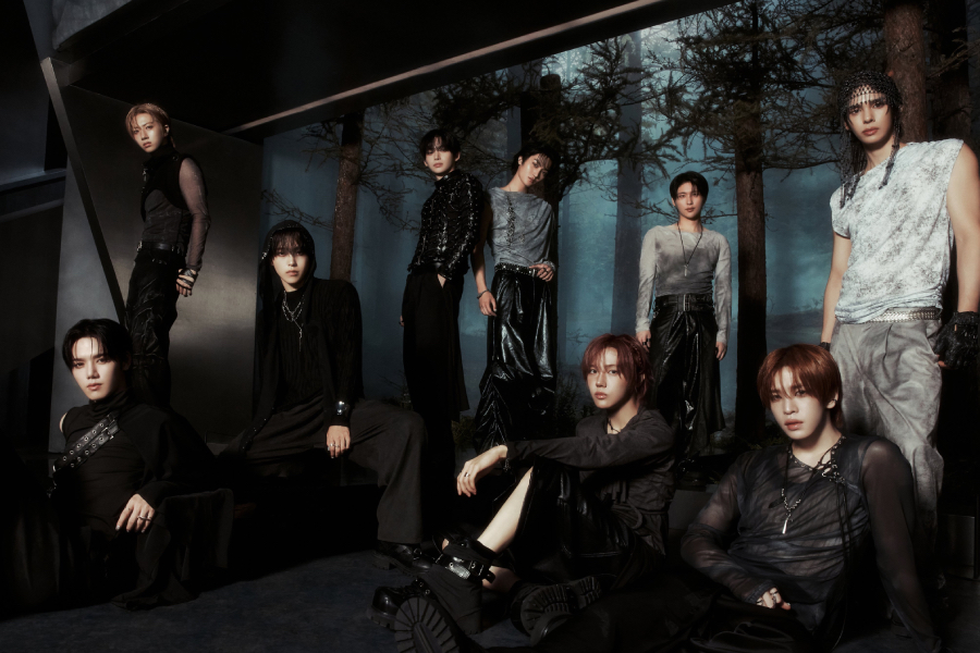 soompi's tweet photo. #CRAVITY Stuns In New Concept Photos For "LOUDER" Comeback
https://t.co/b9MkrnPVvl https://t.co/3bzMousHLY
