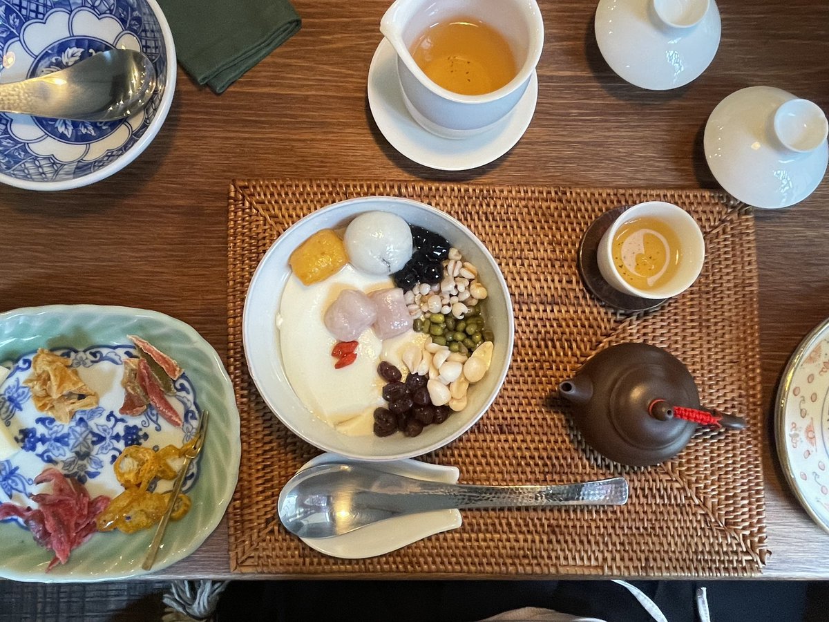 alamode_snow's tweet photo. 大好きな豆花とお茶を楽しんできた！
とっても幸せな気持ち🫶🏻

お茶の淹れ方も学べて、
リラックスもできて…

幸。

明日からまたがんばろうっ

…茶器欲しくなっちゃった🍵 https://t.co/GNVOLSLHgW