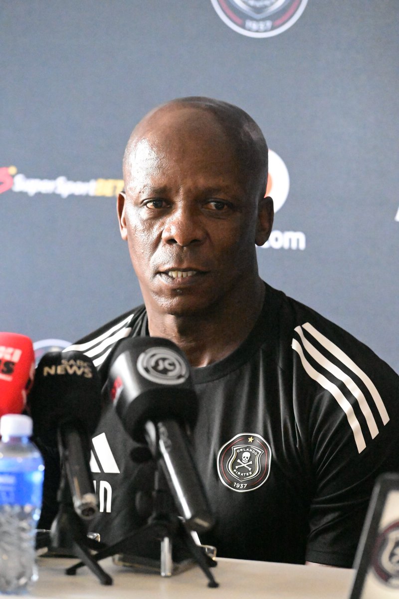 Soccer_Laduma's tweet photo. The English adage of two heads better than one couldn't relate more to Orlando Pirates right now 🧠 |🧠.
 
Mandla Ncikazi is set to resume his assistant coach duties for the MTN8 Final vs Mamelodi Sundowns on 10 Oct 🏴‍☠️🏆

Out for 6 games after knee surgery, the FIFA break gives him time to recover and reunite with coach Abdeslam Ouaddou.