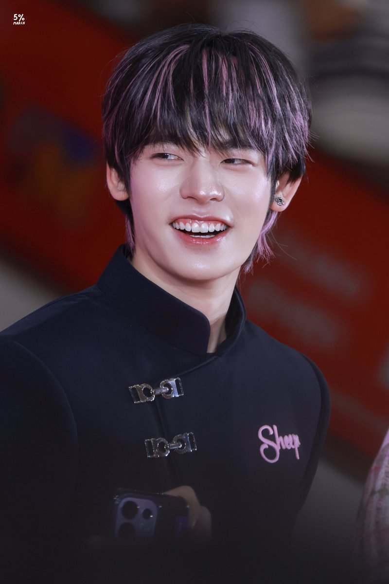 5percentmarch's tweet photo. —• 29092026

ลุคนักเรียนญี่ปุ่นน่ารักมากกกก พ้มหัวใจแตกแร้ววว 💗✨🤏🏻

SHEEP TTP Final EP SWT 

#SHEEPxTTP https://t.co/tqm0up0kOi