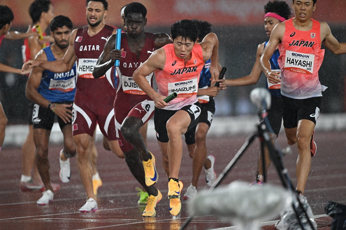 Getsuriku's tweet photo. #名古屋アジア大会
男子4×400ｍR
🇯🇵日本が12年ぶり金メダル🥇!!!!
3分00秒75で地元アジア大会のフィナーレを飾る優勝👑👑！！！ https://t.co/R3ZReLOR3P