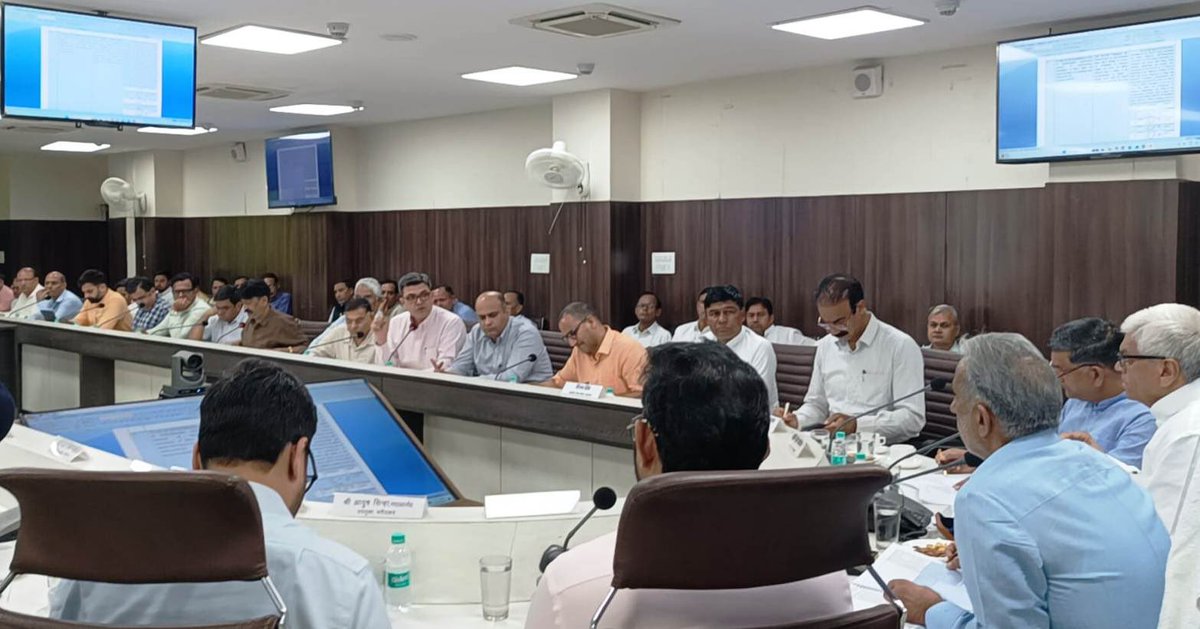 DC_Faridabad's tweet photo. #Information | DISHA Committee Meeting: Review of Development Works in Faridabad

A meeting of the District Development Coordination and Monitoring Committee (DISHA) was held under the chairmanship of Union Minister of State for Cooperation and Faridabad MP Shri Krishan Pal Gurjar.

Key issues including waterlogging, drinking water, roads, sewerage, street lighting, sanitation and waste management were reviewed. Officials were directed to ensure permanent solutions, timely completion of pending works, quality standards and physical verification before payments.

The meeting reaffirmed the focus on efficient civic infrastructure, accountability and timely delivery of public services in Faridabad.

#CivicInfrastructure #PublicServices #Faridabad #Haryana