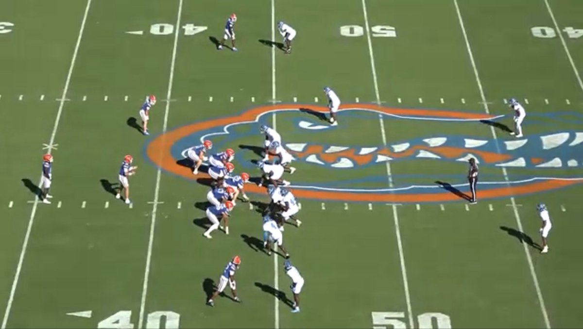 BrostaDelMar's tweet photo. Buster Faulkner is a demon on the headset. Here’s a thread of 1Q formations against Ole Miss. https://t.co/6BJUWf0CeQ