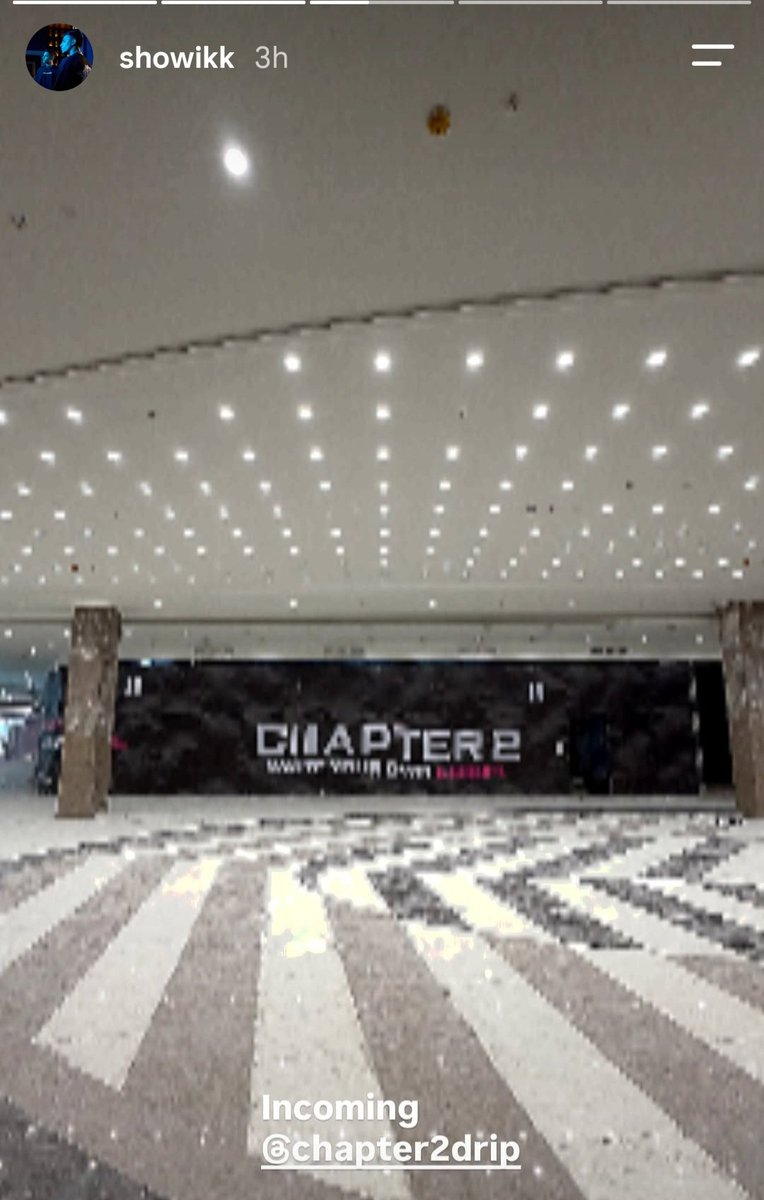 Ab_hai24's tweet photo. @CBIHeadquarters As of today, Rhea Chakraborty and Showik are gearing up for the launch of their clothing brands' 4th outlet. Aditya Thackeray is attending public meetings and Sooraj Pancholi is attending events. Meanwhile caged bureau is fooling conspiracy bots with their silent investigation 🤣 https://t.co/tgu8vpQakp