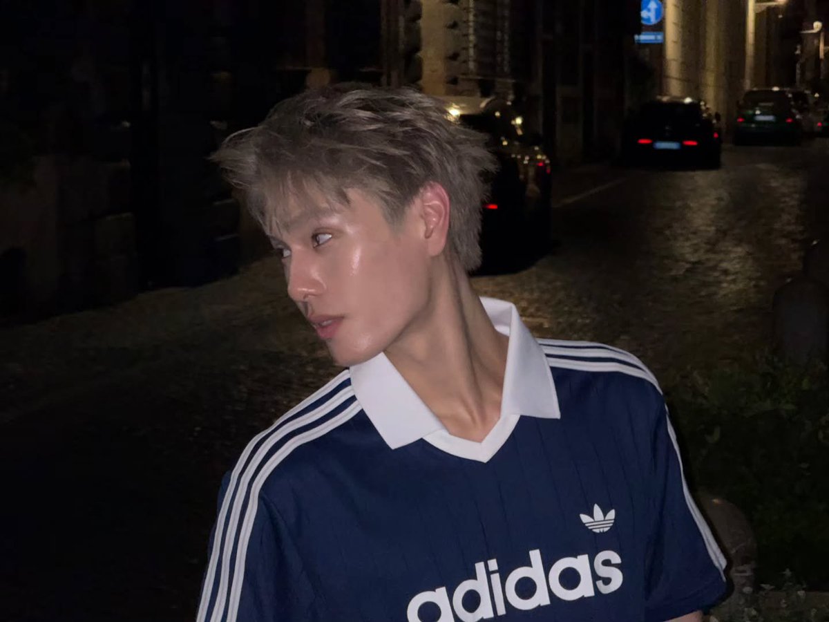doublepjourney_'s tweet photo. paved cobblestone nights 🧱

📸 IG : @phuwintang

#PondPhuwin2ndFMinRome
#phuwintang https://t.co/DVOGvPnEoB