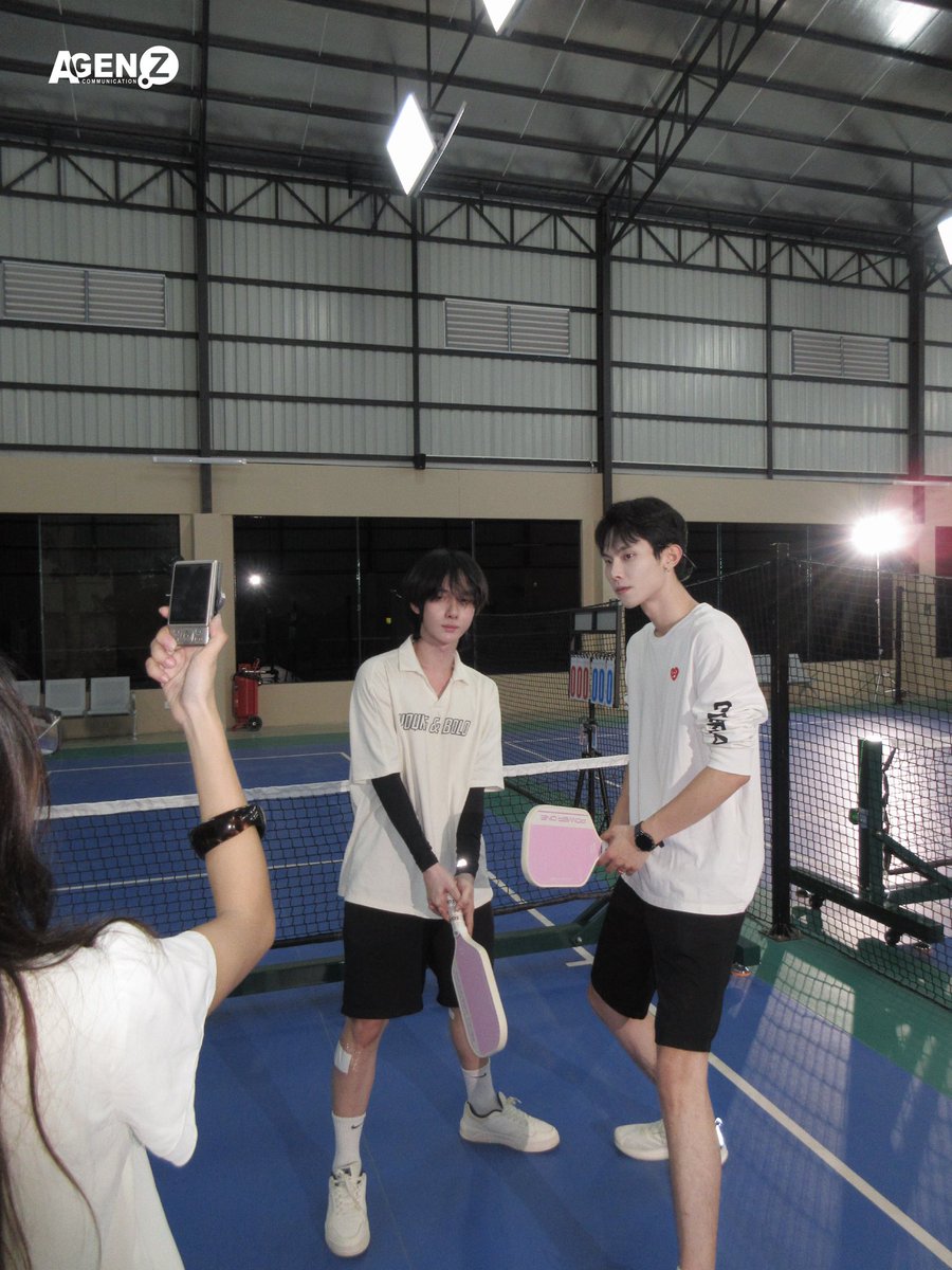 agenz_team's tweet photo. BTS Photos in “អ្នកមិនបានស្រឡាញ់ខ្ញុំទេ” by Pich Solikah.

Watch the full MV now🤍

#PichSolikah #អ្នកមិនបានស្រឡាញ់ខ្ញុំទេ #AGenZ #talentagency https://t.co/4TgIpTgjo0