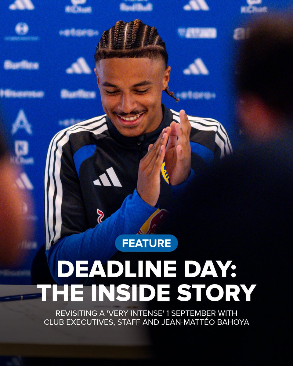 LUFC's tweet photo. 📰 𝗗𝗲𝗮𝗱𝗹𝗶𝗻𝗲 𝗗𝗮𝘆: 𝗧𝗵𝗲 𝗜𝗻𝘀𝗶𝗱𝗲 𝗦𝘁𝗼𝗿𝘆
Go behind the scenes of Leeds United’s dramatic final day of the transfer window

Read now at https://t.co/bepppQZUdX https://t.co/LfHL7Gufwz