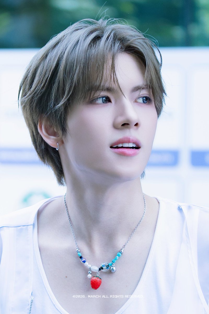 Yui_bmx's tweet photo. หล่อละมุน ขนาดนี้ ติด 1 ใน 10 โหวตกันฮะ
https://t.co/AoeevkMaqb

 I Vote #YORCH from #POW to #TOP100MostHandsomFace
@TOP100KPOP https://t.co/Yn9bXp5xZm