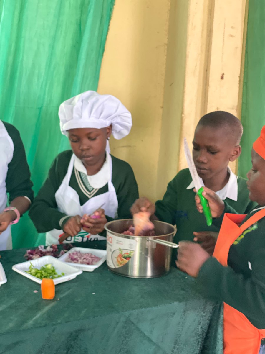 DetraEnergy's tweet photo. ⚡ EPC stations live: Beef 🥩 Rice 🍚 Cow Trotters 🍲, all champion-cooked, all hands-on. #ToToChallenge

@NREP_Uganda @UNEP @ICLEIAfrica @unacc_ug @teensuganda @UECCC1 @unacc_ug @Env_Alert @CERAIUg @CCUMEMD https://t.co/ZkkW2atp5n