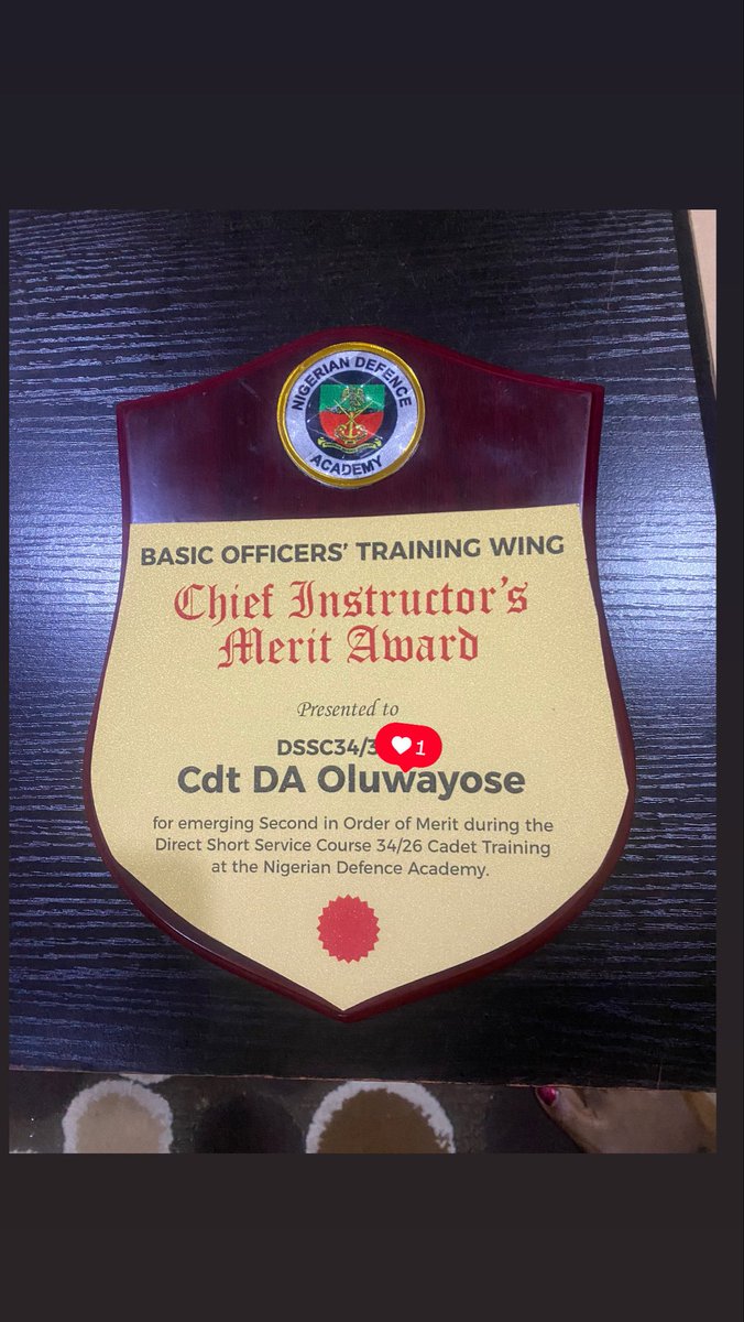 daehveez's tweet photo. Flying Officer DA OLUWAYOSE https://t.co/kMR2yBrkKU