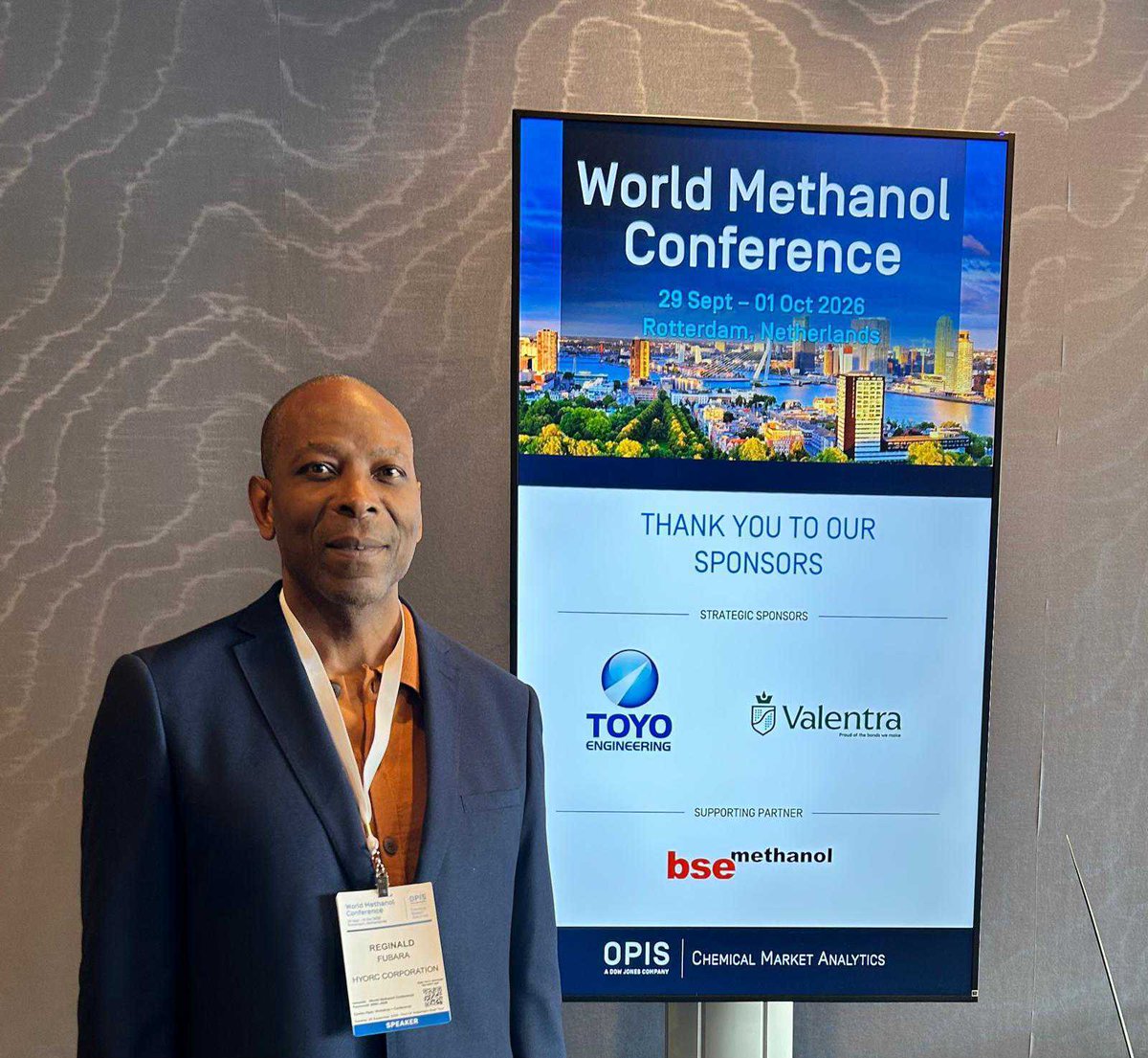 smallcapvoice's tweet photo. A major conversation around the future of green methanol is happening today.

HyOrc Corporation $HYOR CEO Reginald Fubara has been invited by the Dow Jones Company OPIS to speak at the World Methanol Conference on “The Feedstock Problem: Why Green Methanol Will Not Scale Without Waste.” 

The CEO will discuss how municipal waste and RDF could provide a scalable new feedstock for low carbon methanol while supporting energy security and reducing reliance on constrained supply chains.

You can view the agenda here: https://t.co/jluaJfQZYq #Decarbonization #GreenEnergy