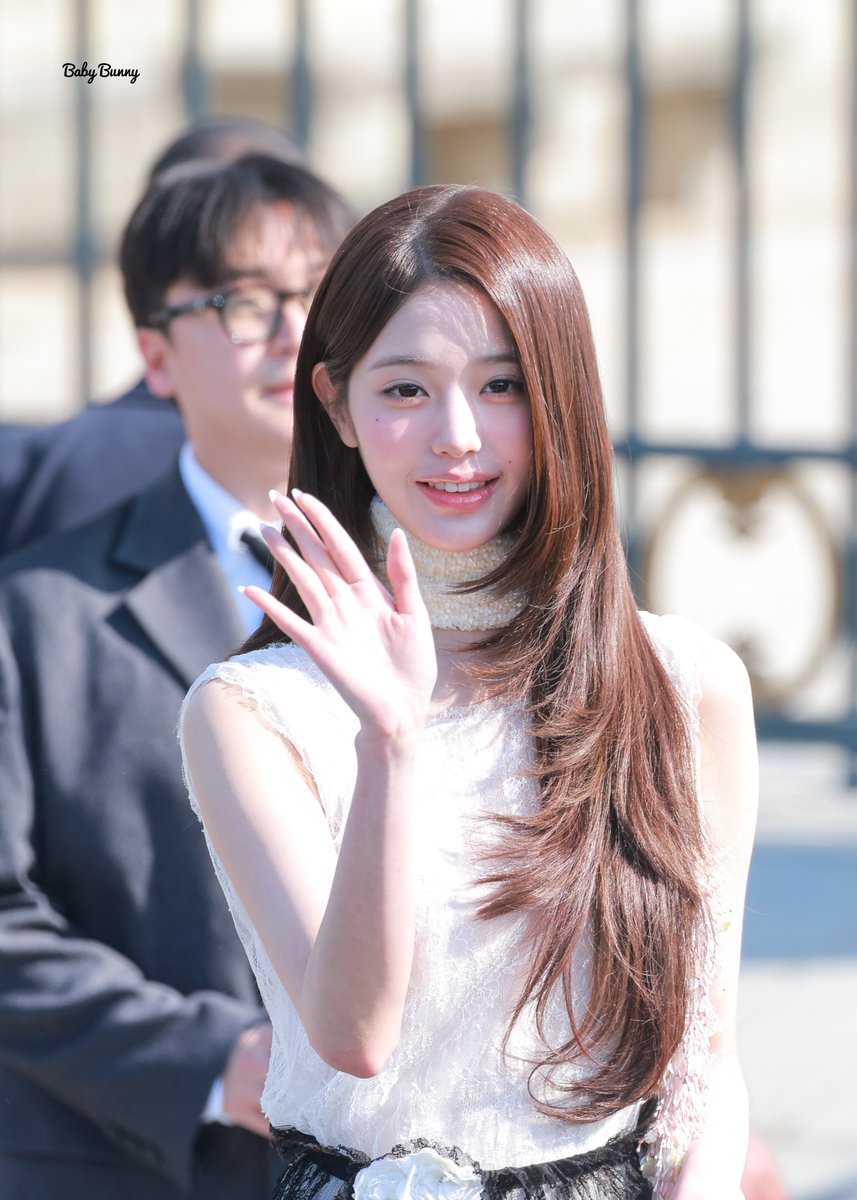 babybunny831's tweet photo. 260929 Dior Fashion Show 

WONYOUNG IN DIOR

#WonyoungDiorSummer27
#JANGWONYOUNG
#WONYOUNG
#장원영 #ウォニョン
#IVE #아이브
#DiorSummer27 @Dior https://t.co/RlJYcZgnEM