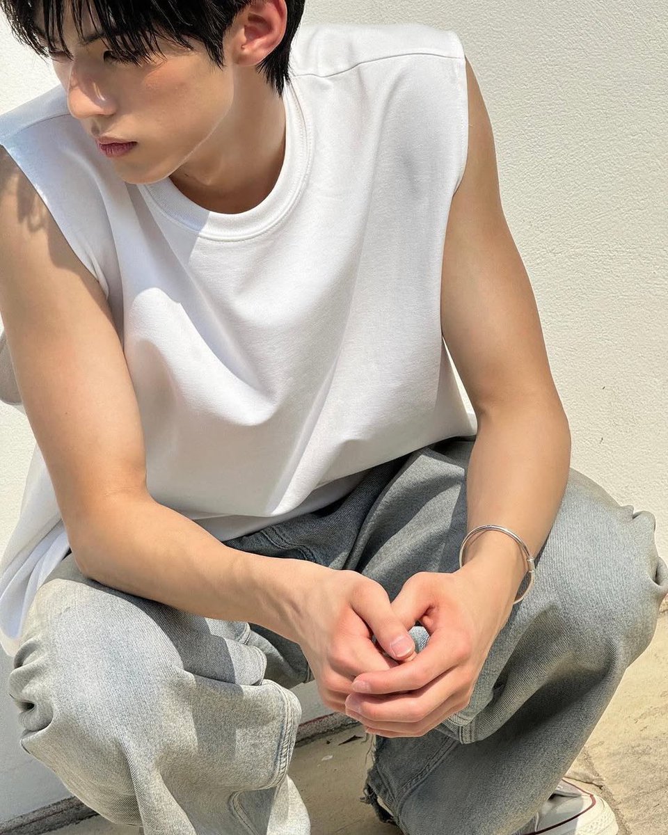 hoonddakim's tweet photo. 부활하라 https://t.co/h8pYsleJns