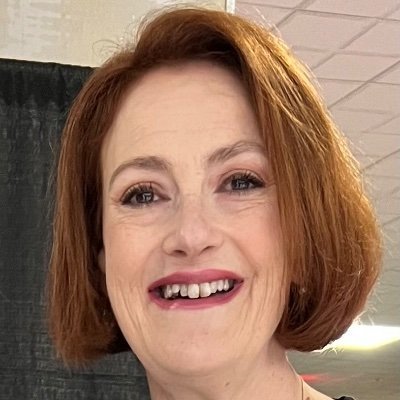 sta1key's tweet photo. @BeckyGantShow @Jasp3r_0 just out here looking funky and paralyzed 😭 bitch your teeth look like failed cookie cutters who's laughing now https://t.co/0OTFpbqMEg