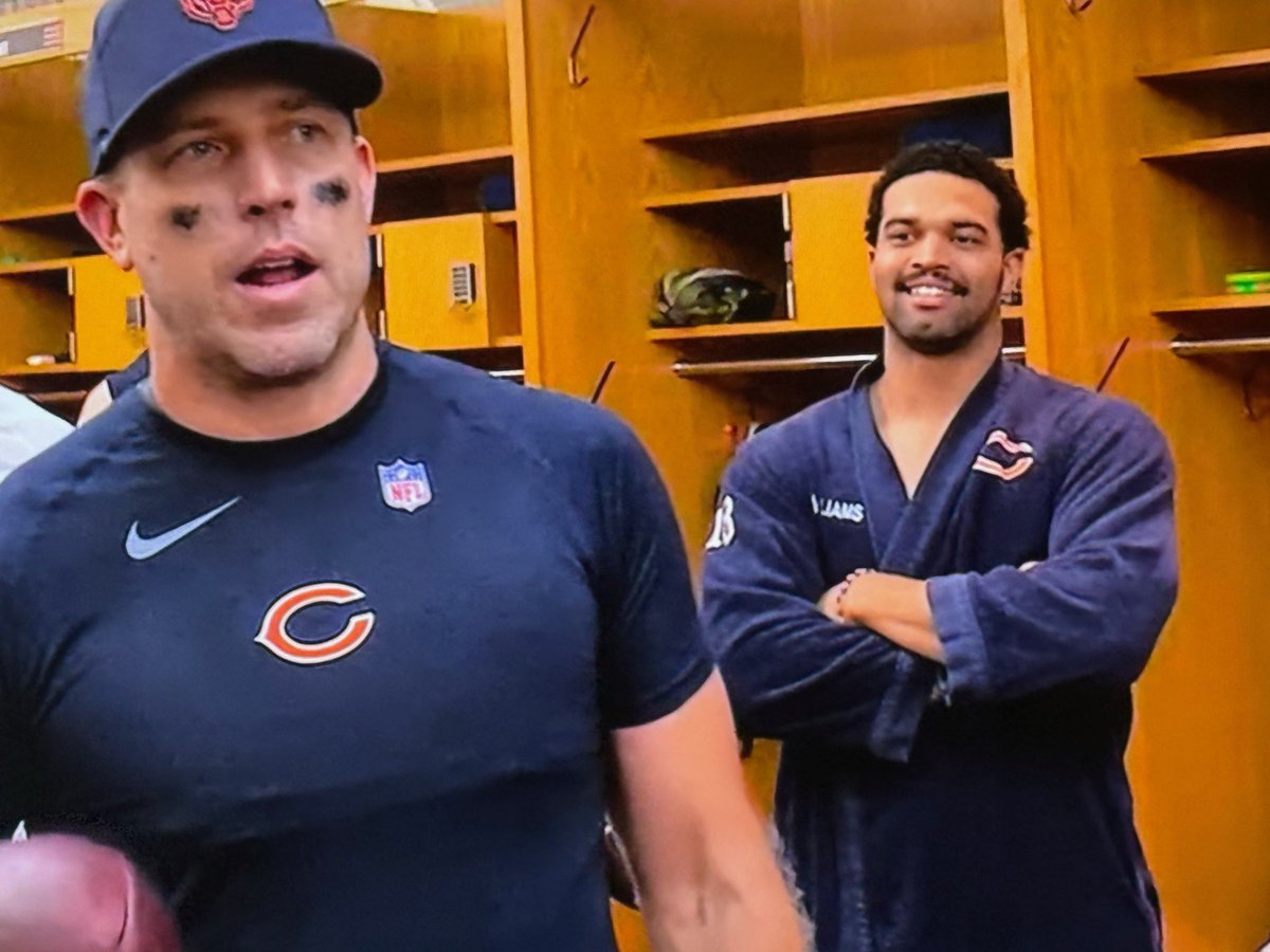 AB84's tweet photo. Still took a shower with the guys even tho he didn’t play… 

Faggot of the Week #CTESPN https://t.co/jlsG3t506x