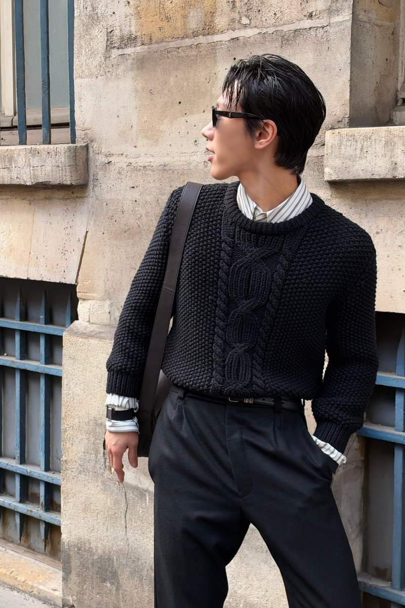 TEN_offcl's tweet photo. Wandering the streets of Paris 🚶

#TEN #YSL #SaintLaurent
#TENxSaintLaurent
#TENtoParisFashionWeek https://t.co/ZkUKH2toBm