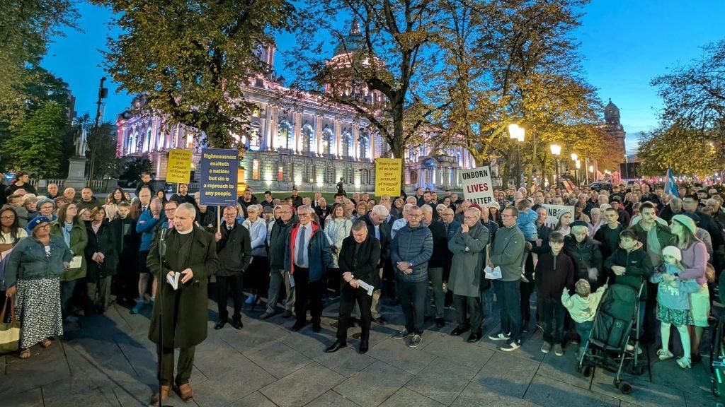CarryduffFPC's tweet photo. New Post: FREE PRESBYTERIAN WITNESS AT BELFAST CITY HALL AS ILLUMINATION IS HALTED https://t.co/2NXSVLoh5j https://t.co/EToI6d5SX5