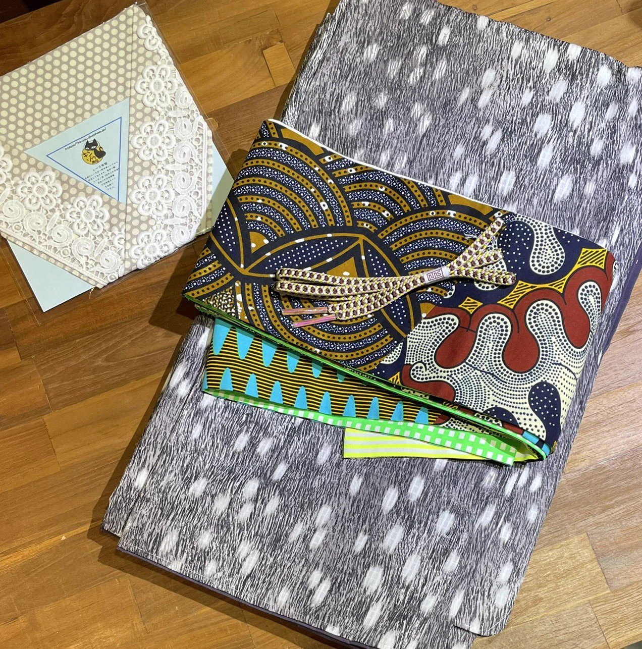 Rumi Rock STORE on X: 