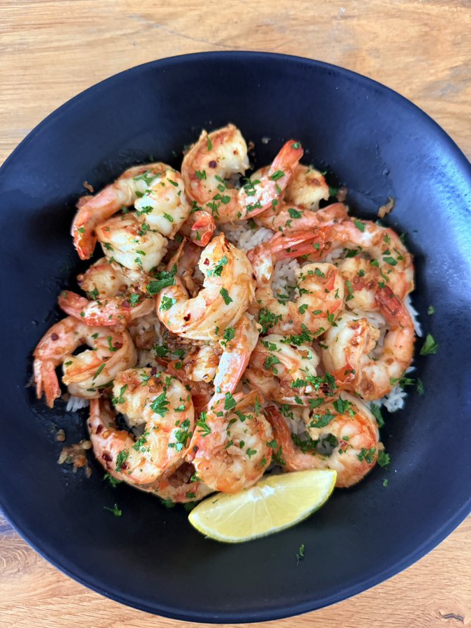 coookwithchris's tweet photo. QUICK WEEKNIGHT DINNERS

Meal prep is great but having quick, go-to recipes during a busy week are just as important!

Here are 9 of my favorite weeknight dinners that can be thrown together in under 30 minutes: