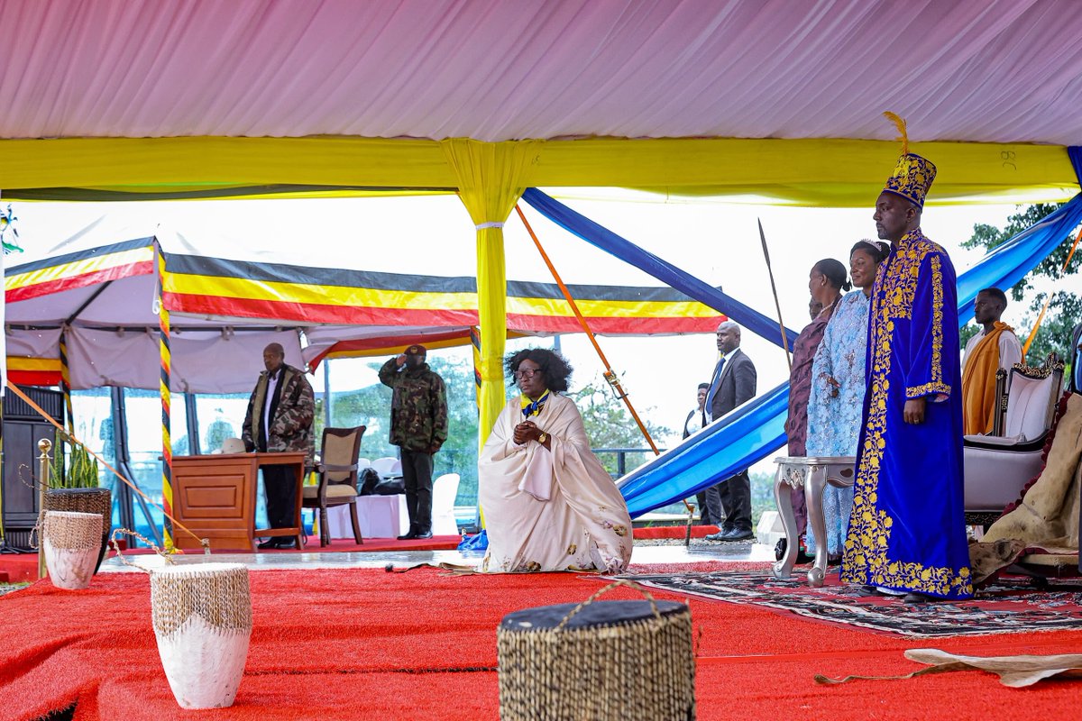 KagutaMuseveni's tweet photo. I want to salute the memory of King Oyo for the wonderful work he did. I was very sad because, a day after he was buried, I was going through my documents and found a letter he had written to me on 15th June 2026, thanking me for a number of things, including the appointment of ministers from Tooro.
I also congratulate His Highness Nyabongo. I have been watching him on the news and he is a good newsreader. I am sure he will do a good job.