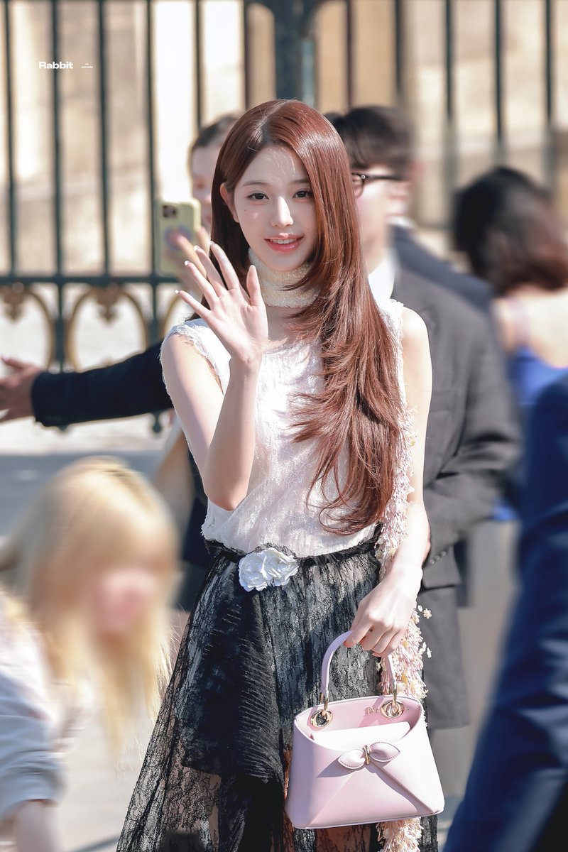 RABBIT_040831's tweet photo. 260929 디올이 찰떡이야
 #장원영 #원영 #WONYOUNG #ウォニョン #아이브 #IVE 
WONYOUNG IN DIOR #WonyoungDiorSummer27 #JANGWONYOUNG #WONYOUNG #DiorSummer27 @Dior https://t.co/wnAlS9A87V