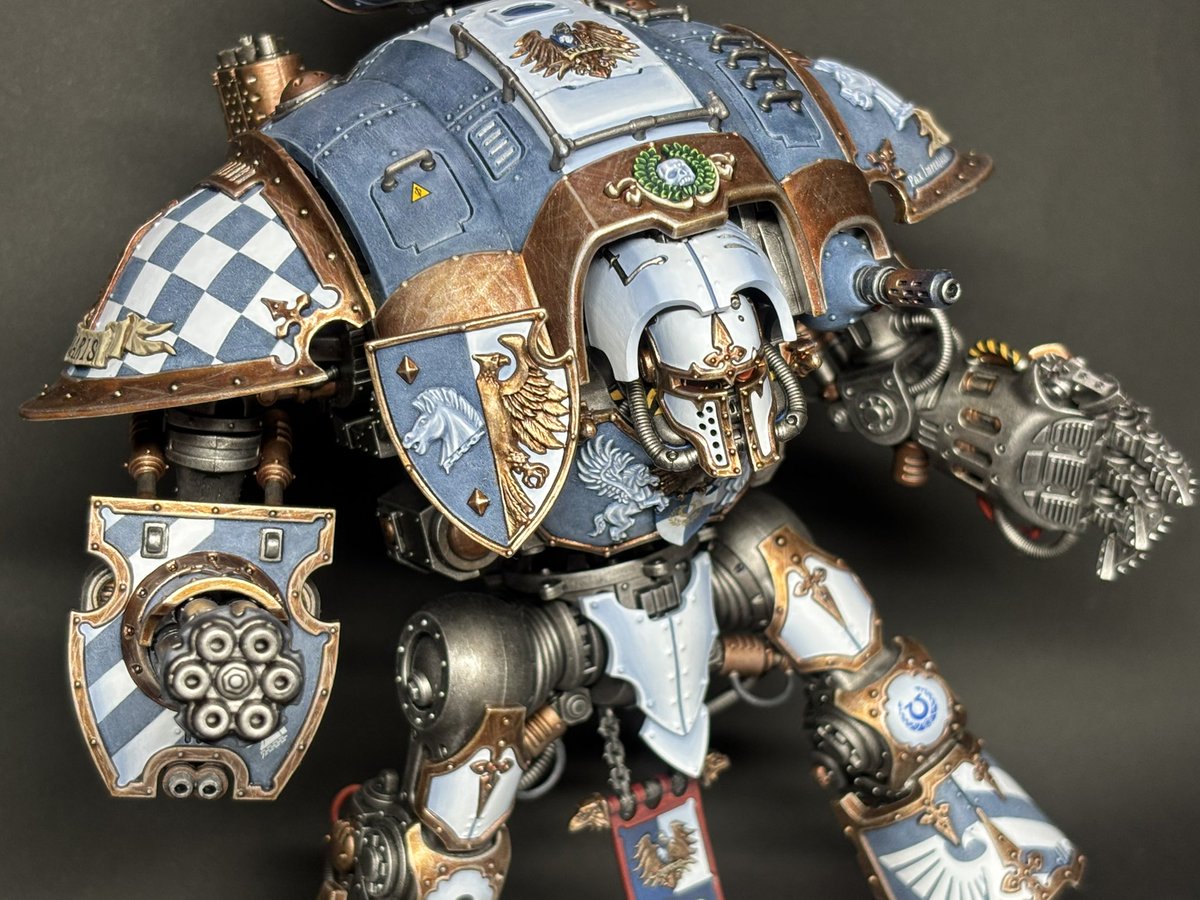 zonozone's tweet photo. インペリアルナイト完成‼️

我がウォーロードタイタンの「Legio Praesagius」に連なる、騎士宗家「House Ivbaris」の上級王「Cayenne」

Ivbarisは「輝く立髪」を意味し、ペガサスの頭をその紋章として戴く

ウルトラマールの工業惑星「GANTZ」を母星として、ウルトラマリーン戦団とは親密な関係を結ぶ https://t.co/zA0fIwA3EF