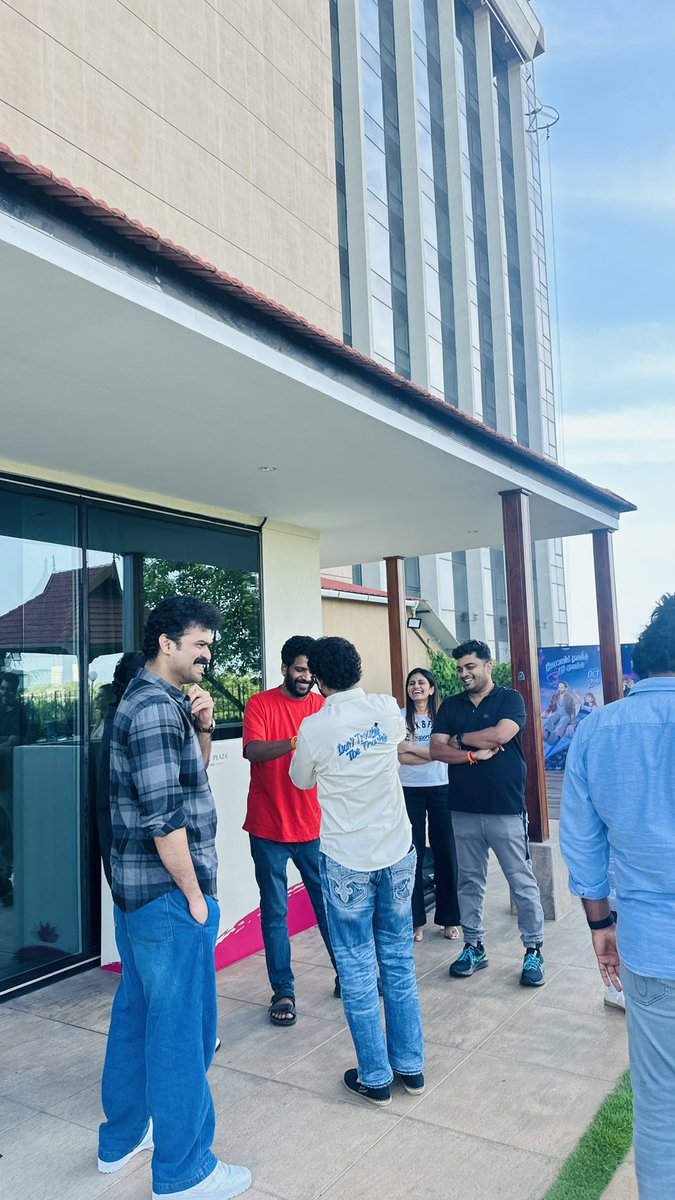 propratheesh's tweet photo. “Don’t think we are making trouble… We are here to clear the trouble with Soori!” 🔥
The team of #DontTroubleTheTrouble in an exciting interview discussion, sharing insights, fun moments and the spirit behind the film!
🎬 Don’t Trouble The Trouble – In Cinemas October 2

#DontTroubleTheTrouble #DTTT #FahadhFaasil #MoviePromotions