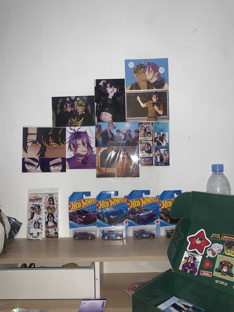 yutaforia's tweet photo. hhh akhirny stlh skian lama, ni art print #StormBeer kepake buat ngisi altar ^_^ https://t.co/mwzjrOeI3X