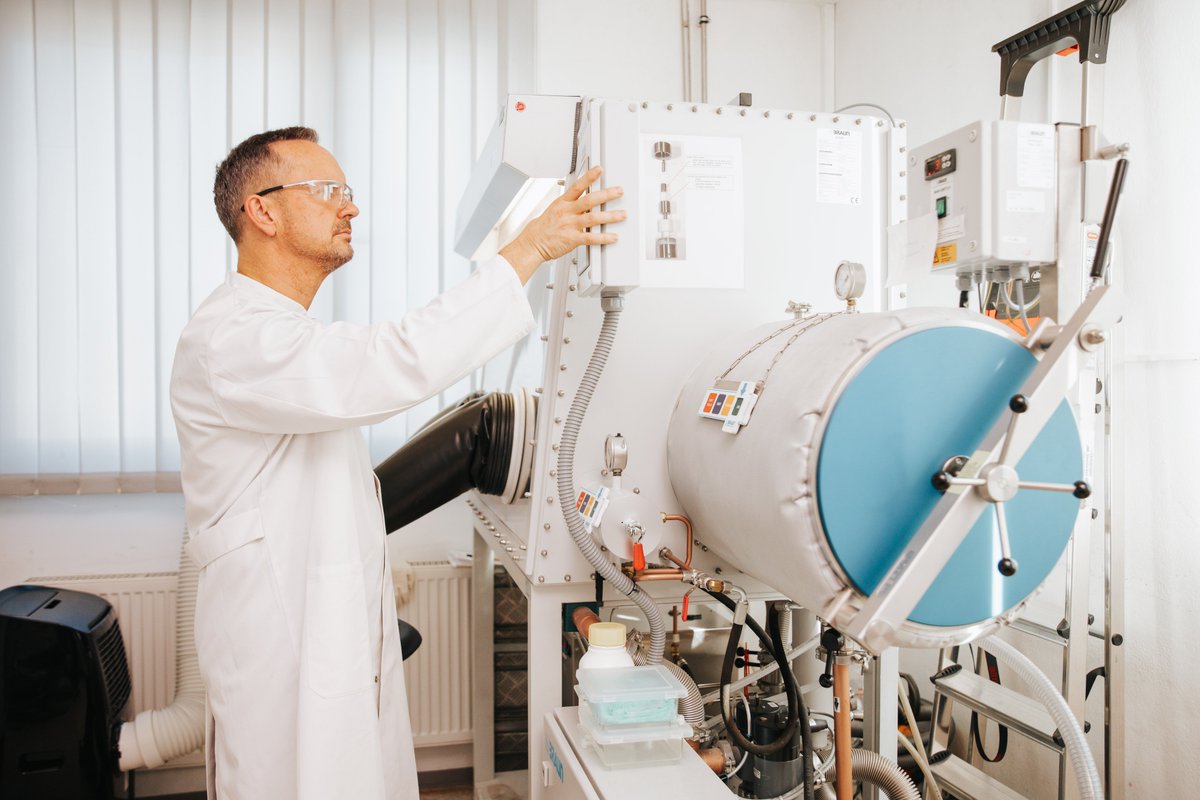 EpsilonGraphite's tweet photo. Our Moosburg Cathode Technology Centre combines 140+ patents and 200+ years of research, taking our innovation from laboratory to commercialization.
It is where our Gen 3.0 LFP Cathode was developed, and where we continue advancing the next generation. https://t.co/JD9pdGlyJU