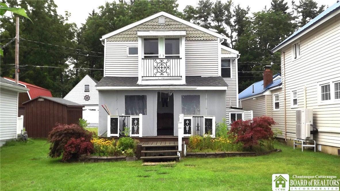 BenedettoTony's tweet photo. If this home is as interesting to you as it is to me, contact me for a viewing. https://t.co/QsY6C0kXxo