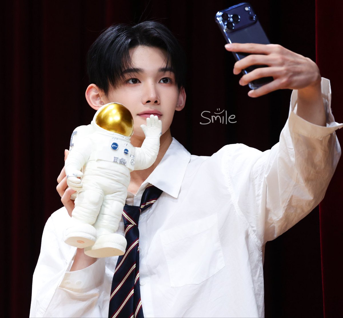 smilee0708's tweet photo. 260929
Mark on Me 韓国 WEVERSE 
スペシャルオフライン・ファンサイン会
🤳🏻
#ジョウ #JO #죠 #앤팀 #andTEAM https://t.co/GbBAkLYYQc