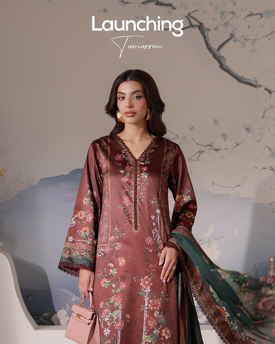 asimjofa's tweet photo. Charmeuse Silk Collection by Asim Jofa | Launching Tomorrow (30th) September at 3 PM
AJCS-02 | Unstitched | 3 PCS

Deep chocolate brown takes on a captivating new character through intricate teal accents woven into an arresting print.

#AsimJofa #Silk #CharmeuseSilk #Pakistani https://t.co/LparVRxABx