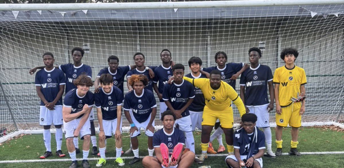Millwall_MCT's tweet photo. 👏 A huge congratulations to #Millwall’s Post-16 side who defeated Cambridge 5-0 last weekend with Emmanuel winning Player of the Match!

#1Club1Community #WiggettGroup https://t.co/lStc5U9d90